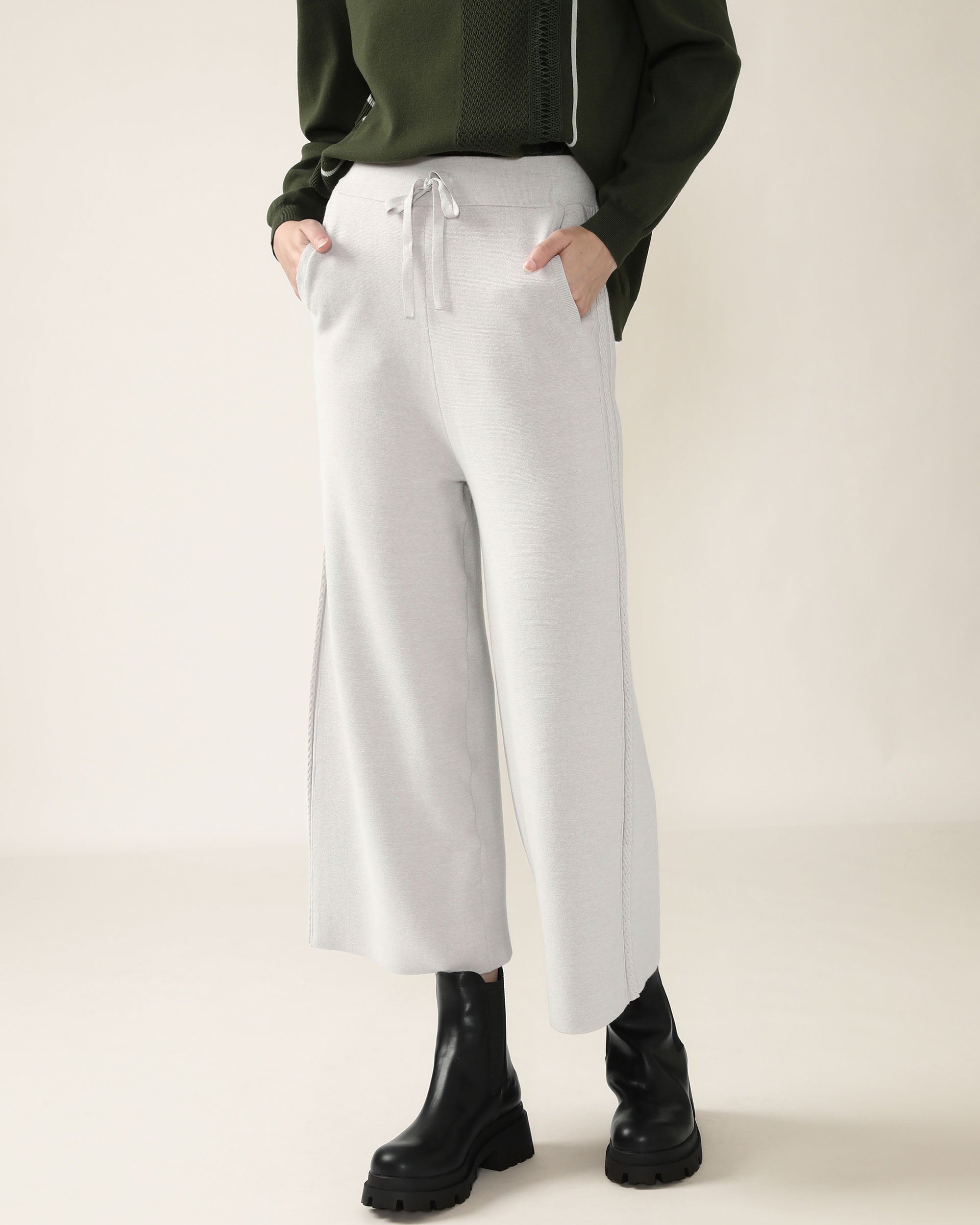 Snowy Cable Knitted Pants