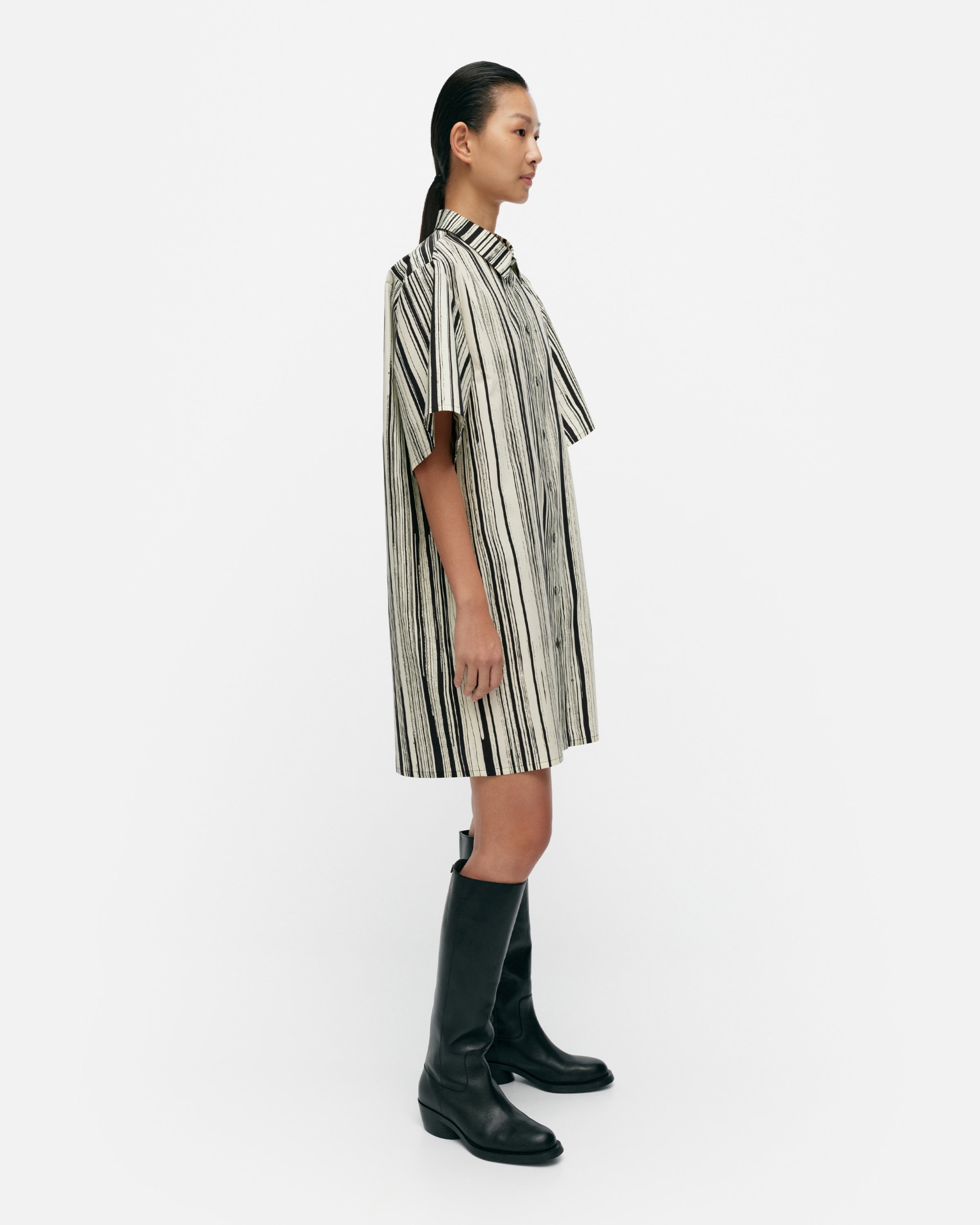 Monoliitti Siluetti Cotton Poplin Dress 95cm