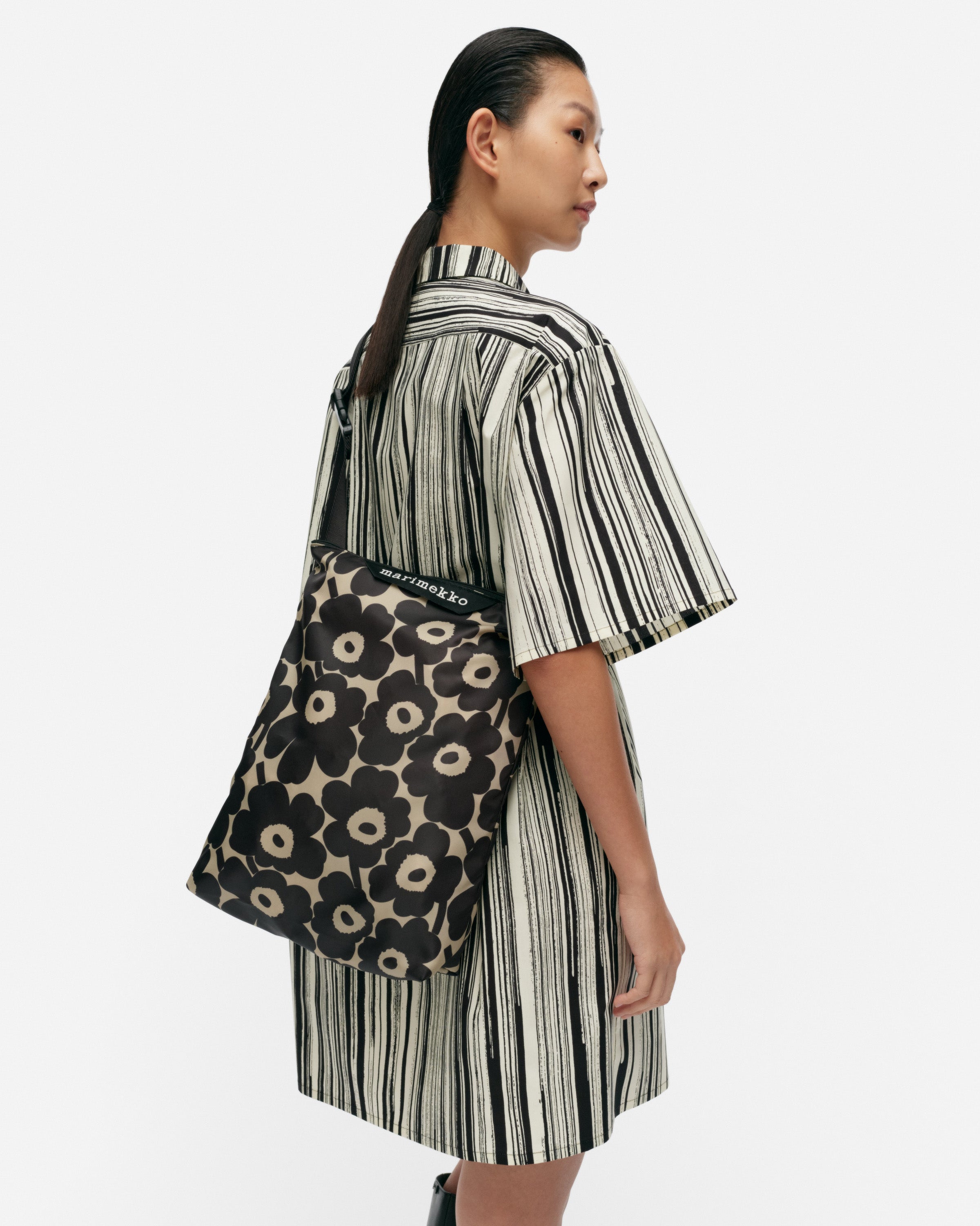 NEAT CROSSBODY MINI UNIKKO MEDIUM | MARIMEKKO – SIDEFAME
