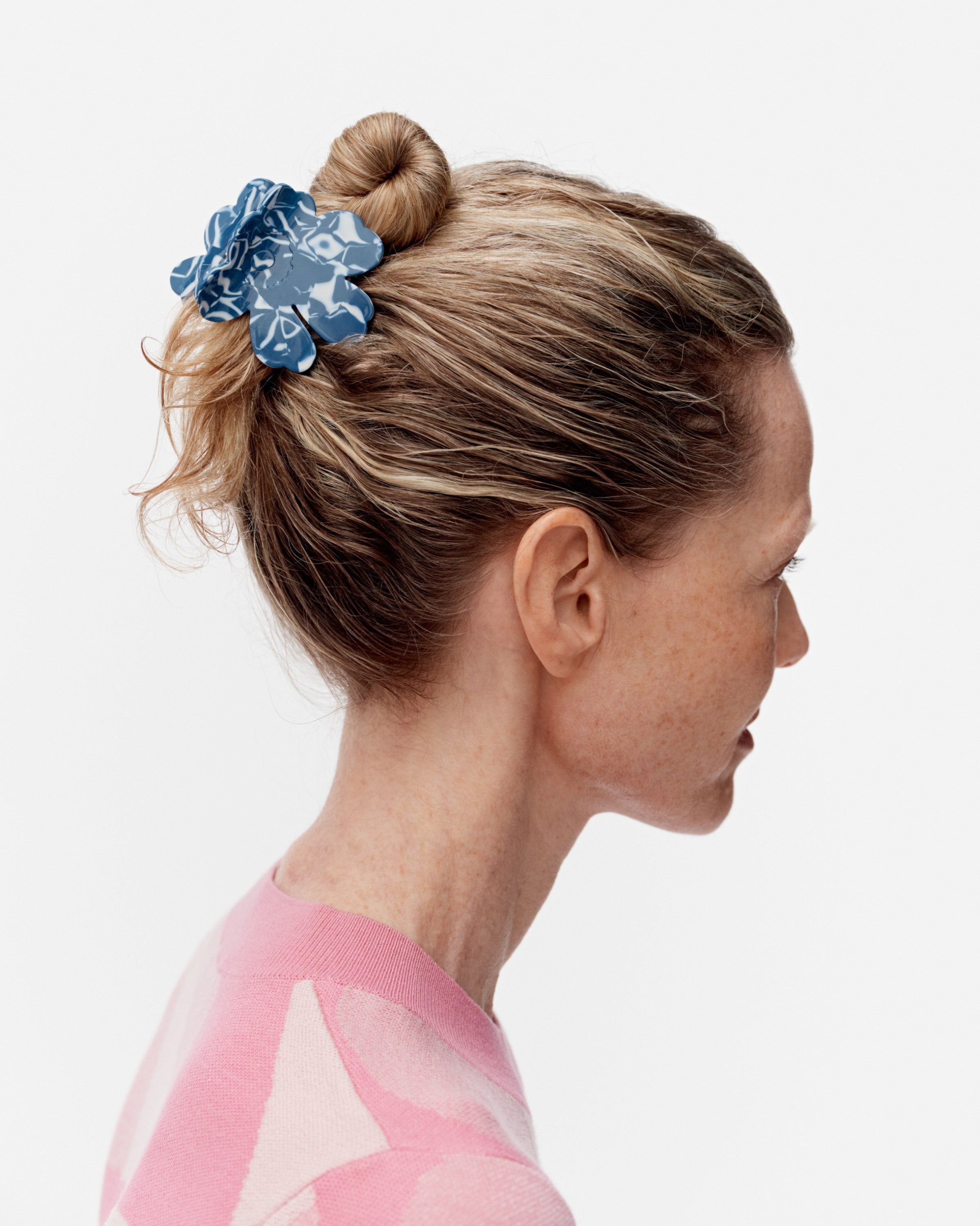 UNIKKO HAIR CLIP SMALL | MARIMEKKO – SIDEFAME GROUP