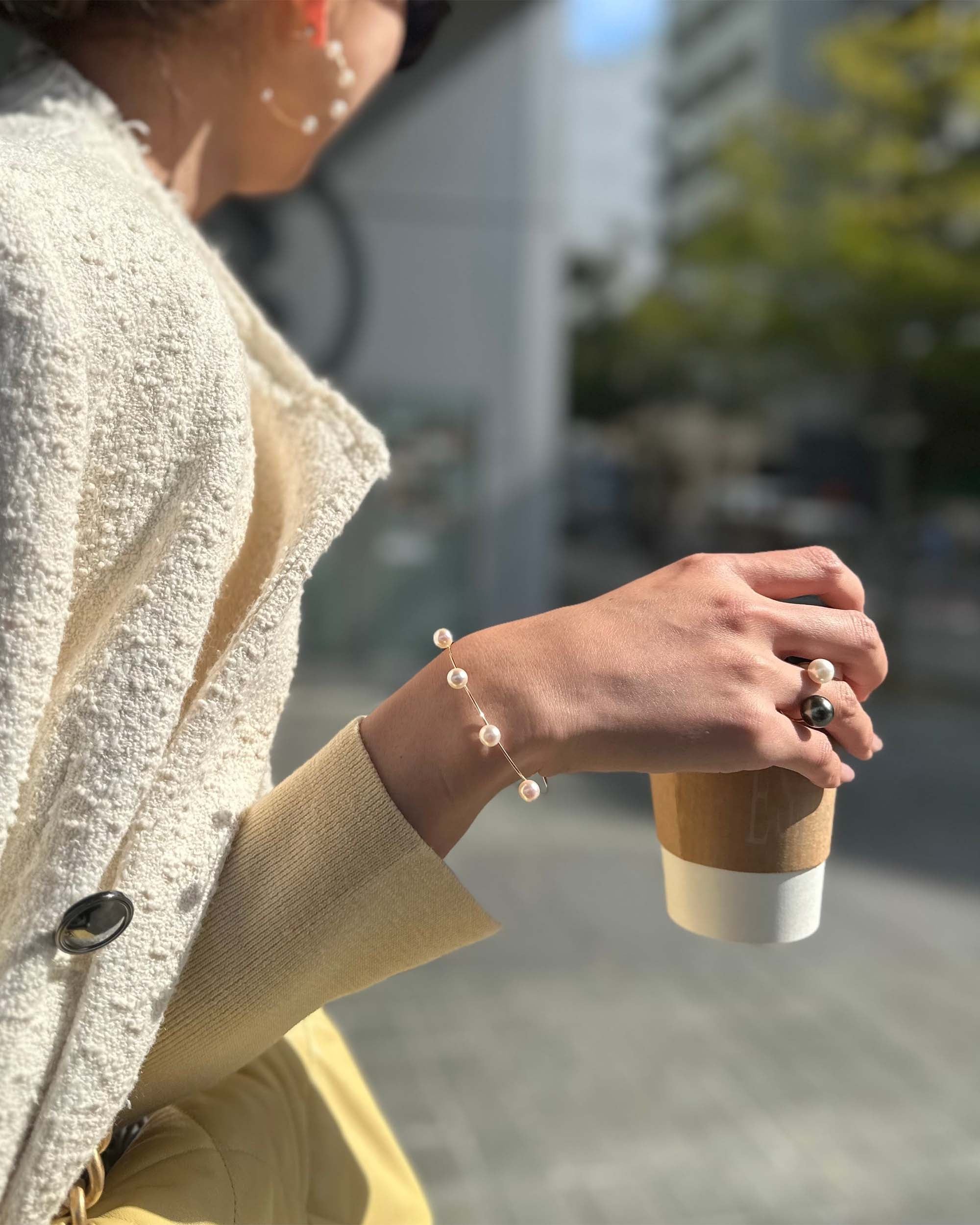 NEUF Akoya Pearl Horizontal Ring