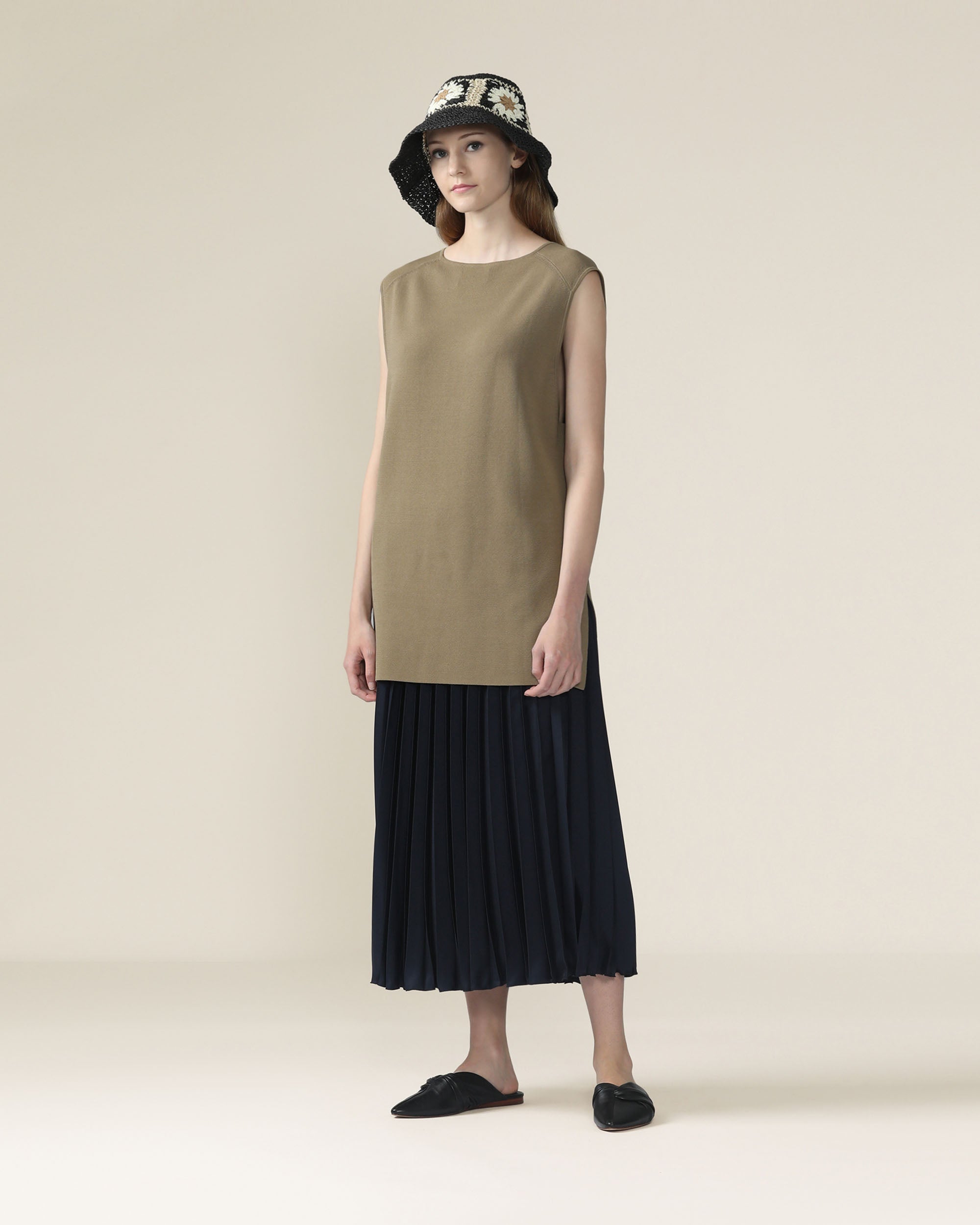 NORAH SUE Rayon Mix Essential Vest