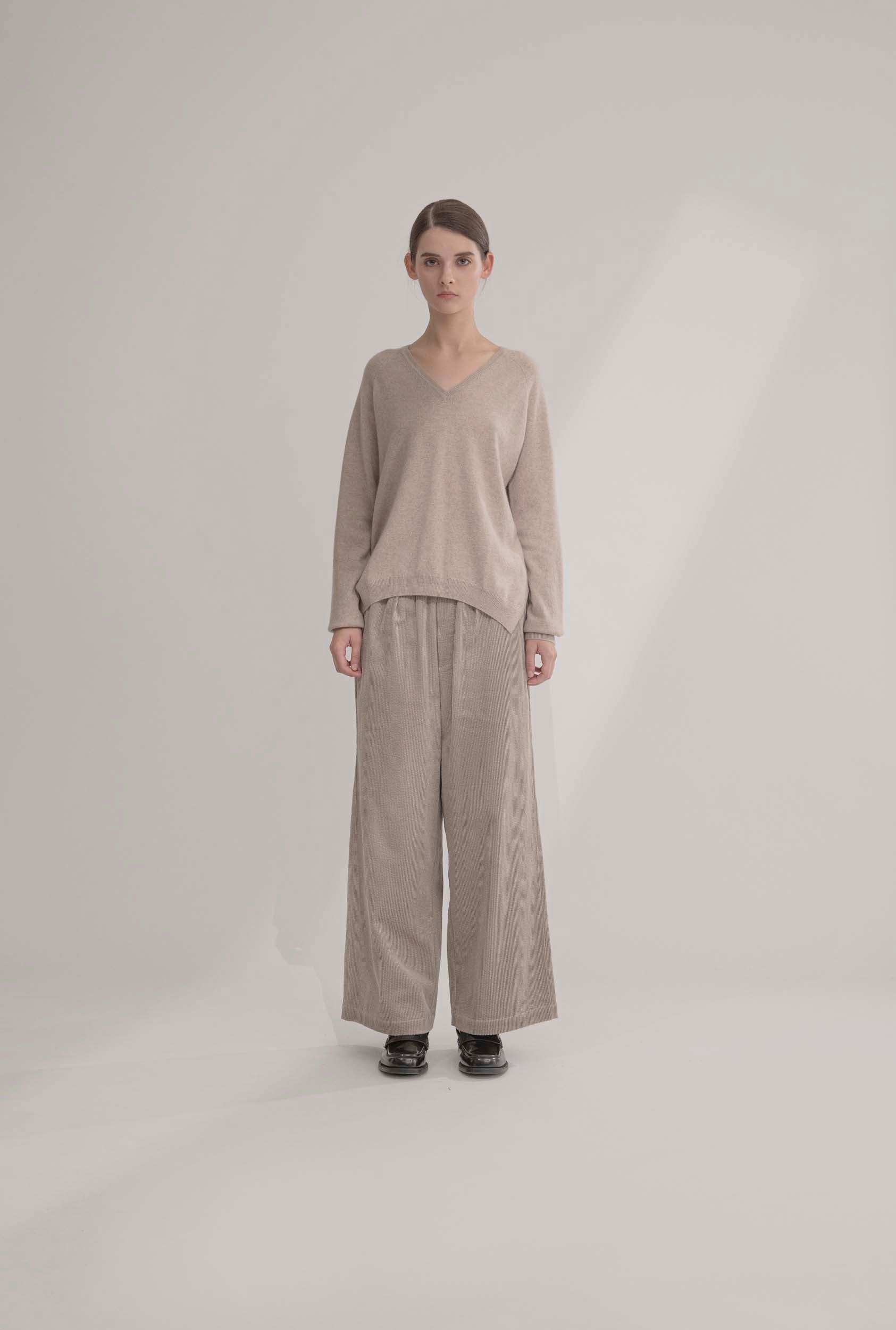 NORAH SUE 100% Cashmere V Neck Long Sleeves Top