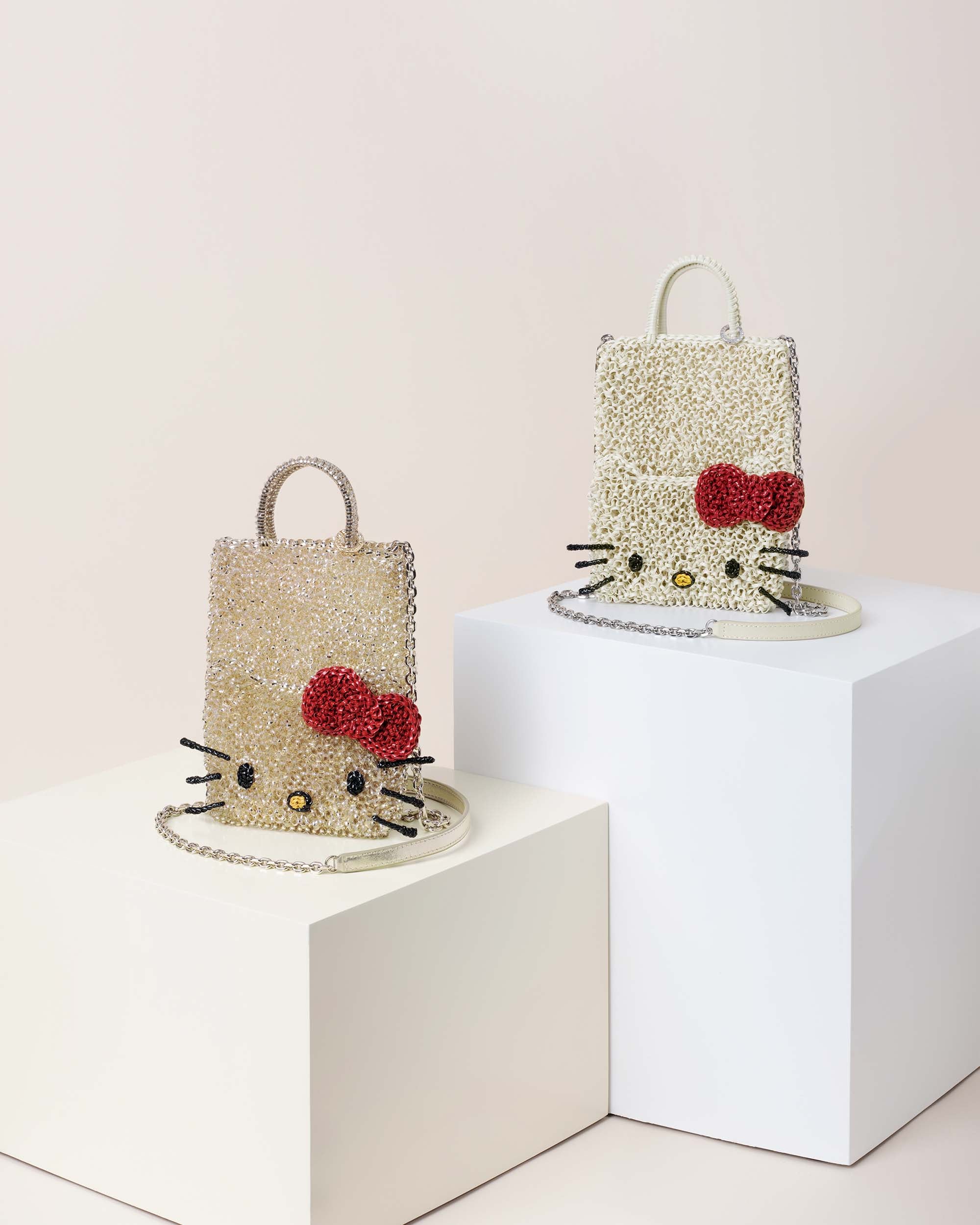 HELLO KITTY | ANTEPRIMA WIREBAG – SIDEFAME GROUP | Premium Fashion