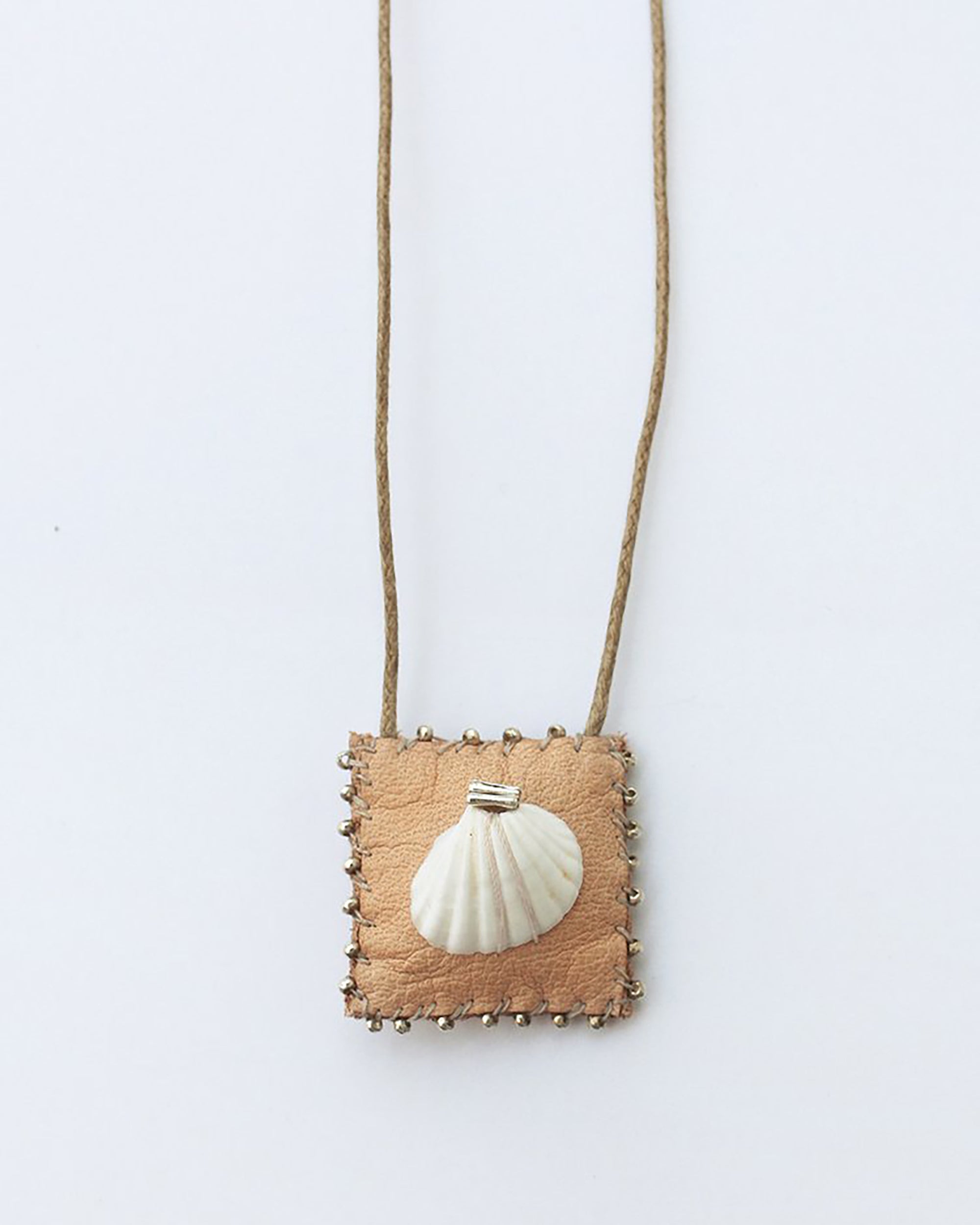 SEE REAL FLOWERS Seashell Talisman