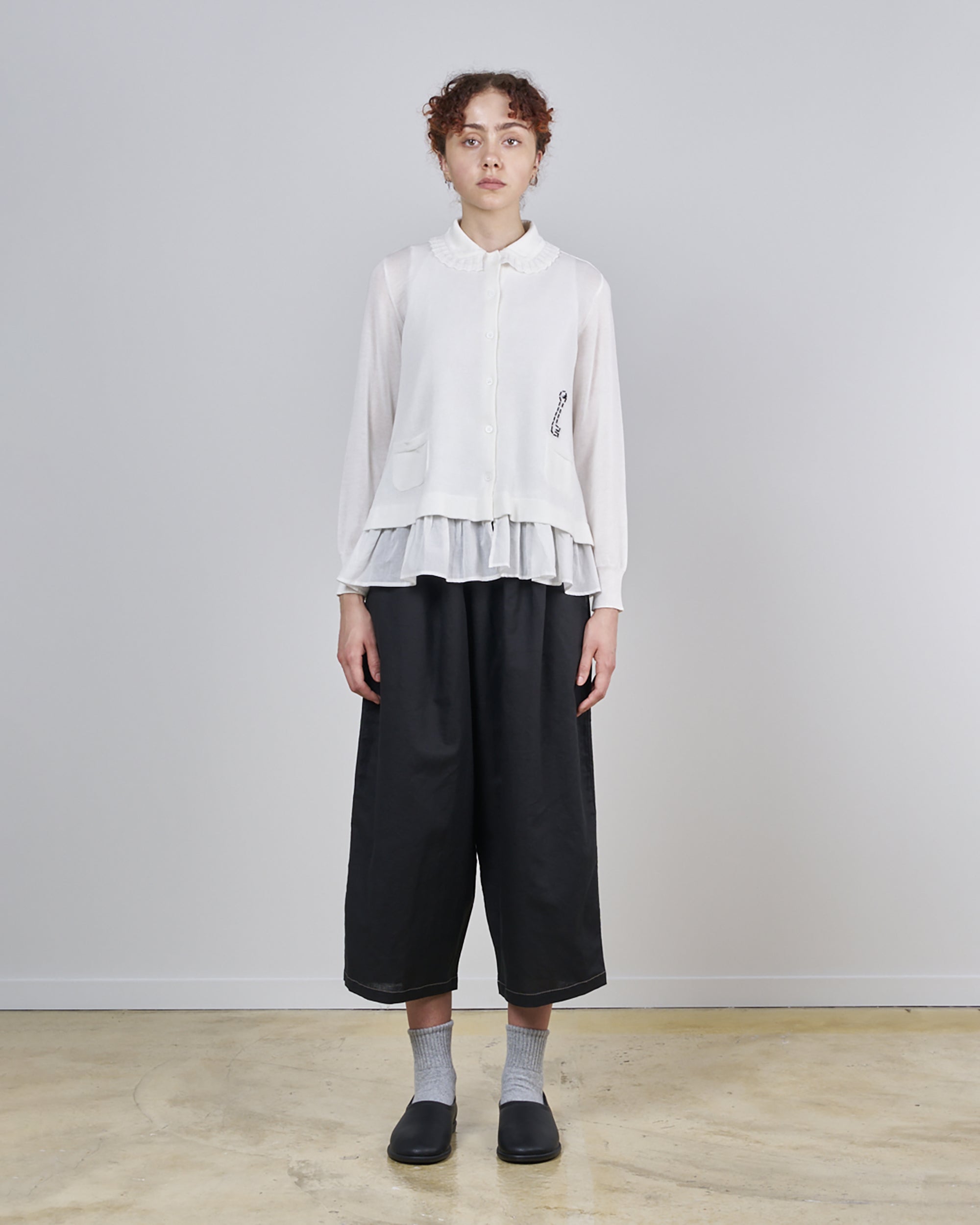 YOSHI KONDO Exclusive Off Cardigan