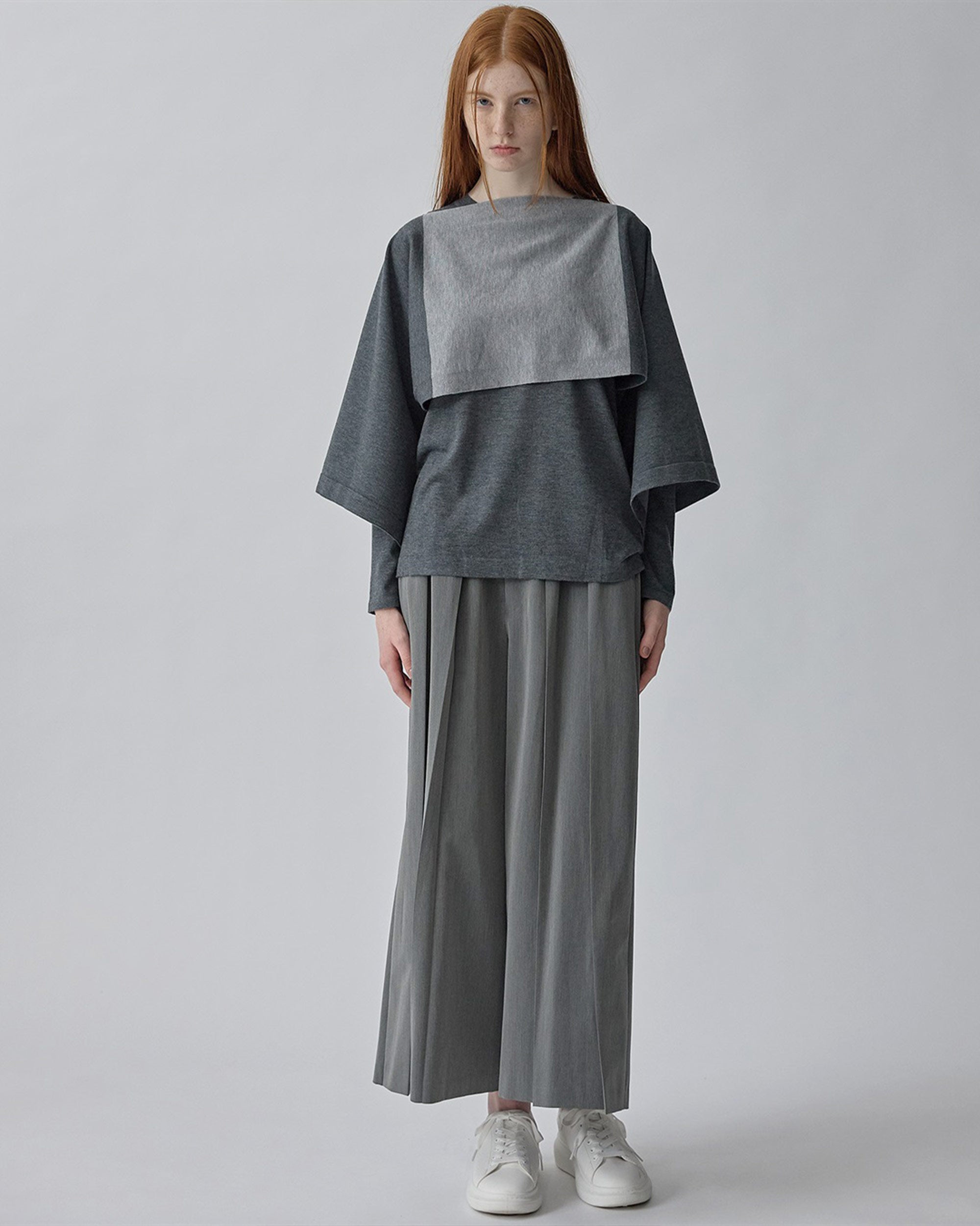 Bi-Color 2-Way Twin Set Knit Top