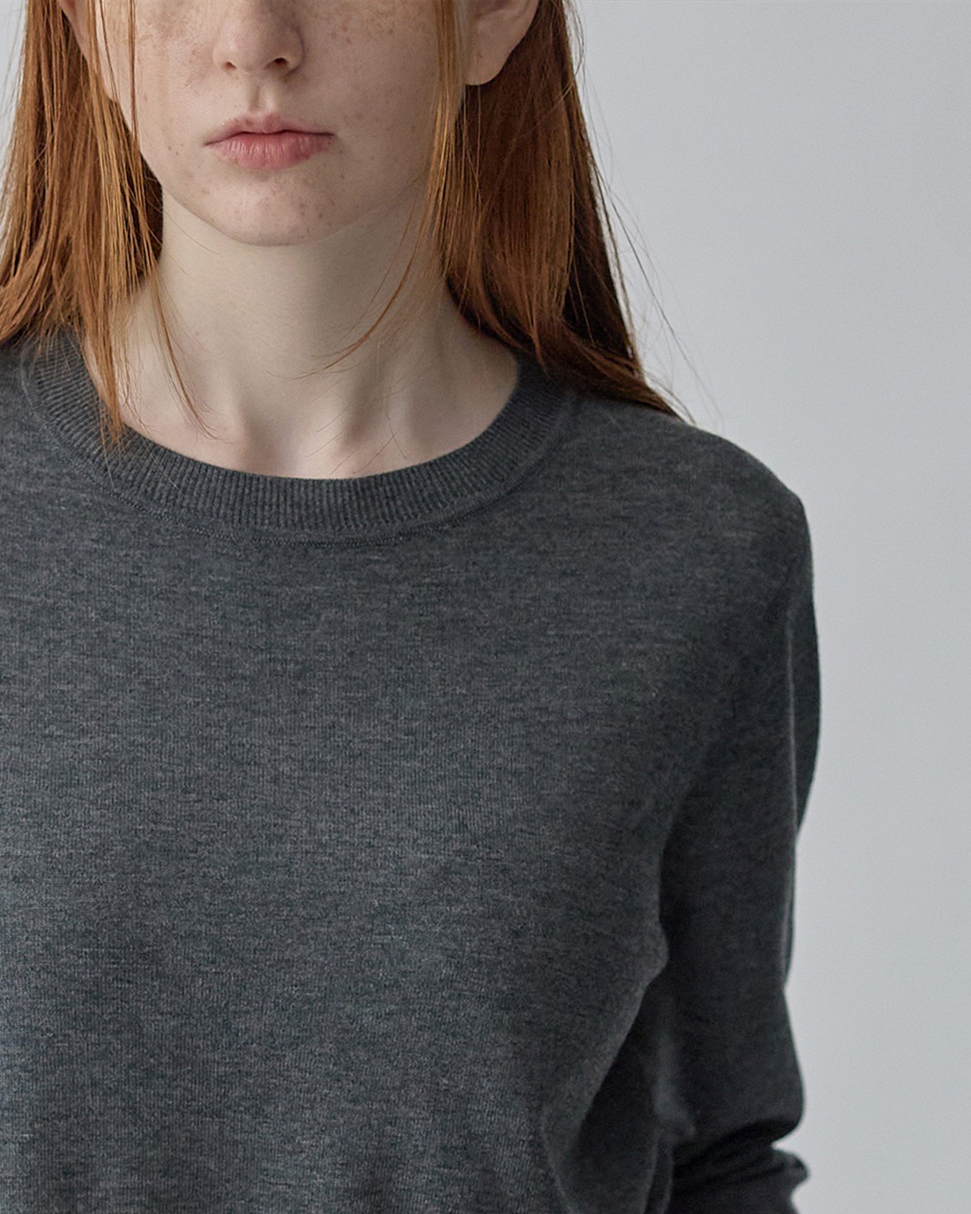 Bi-Color 2-Way Twin Set Knit Top