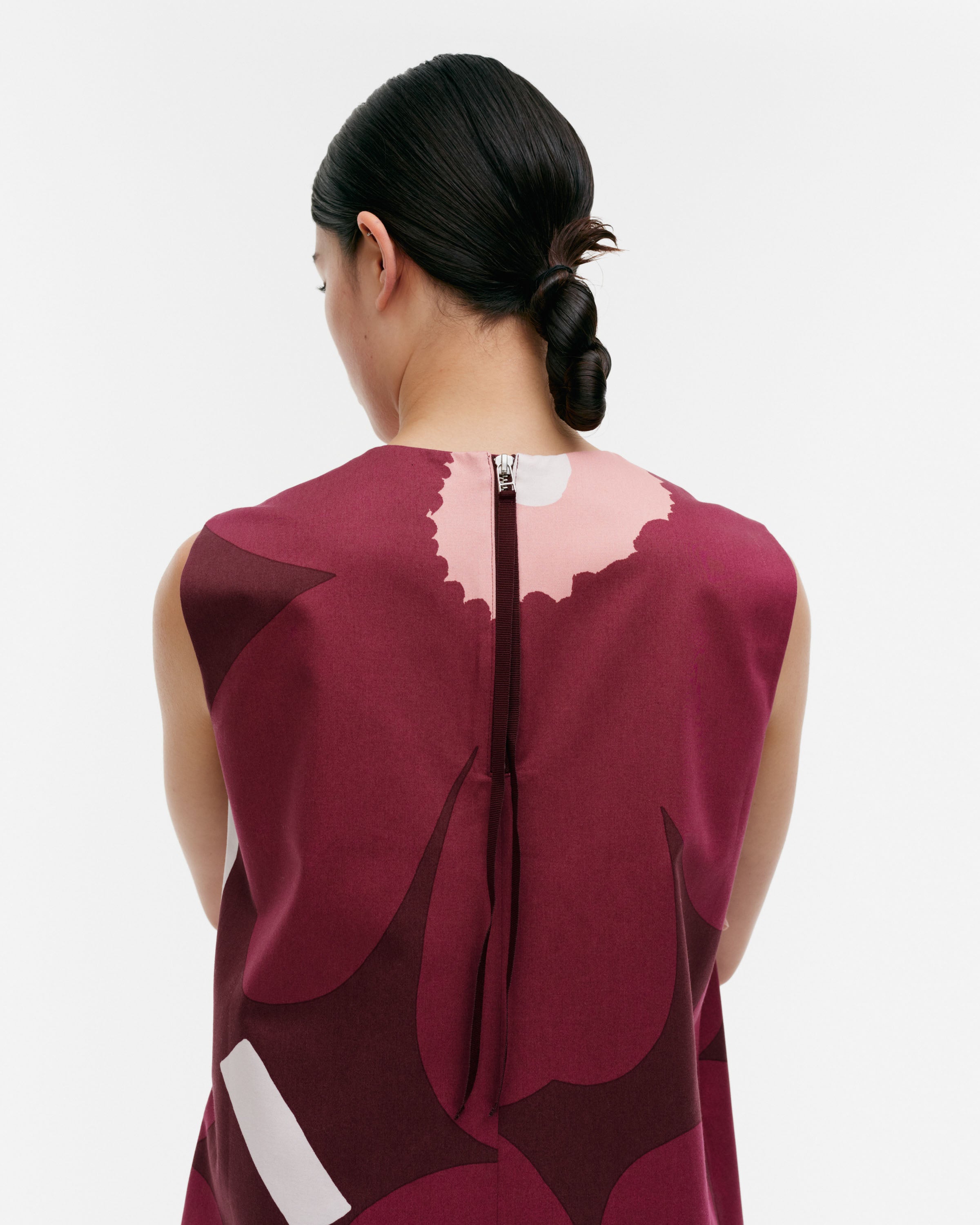 UNIKKO SILUETTI NO SLVS COTTON SATIN DRESS 94CM | MARIMEKKO