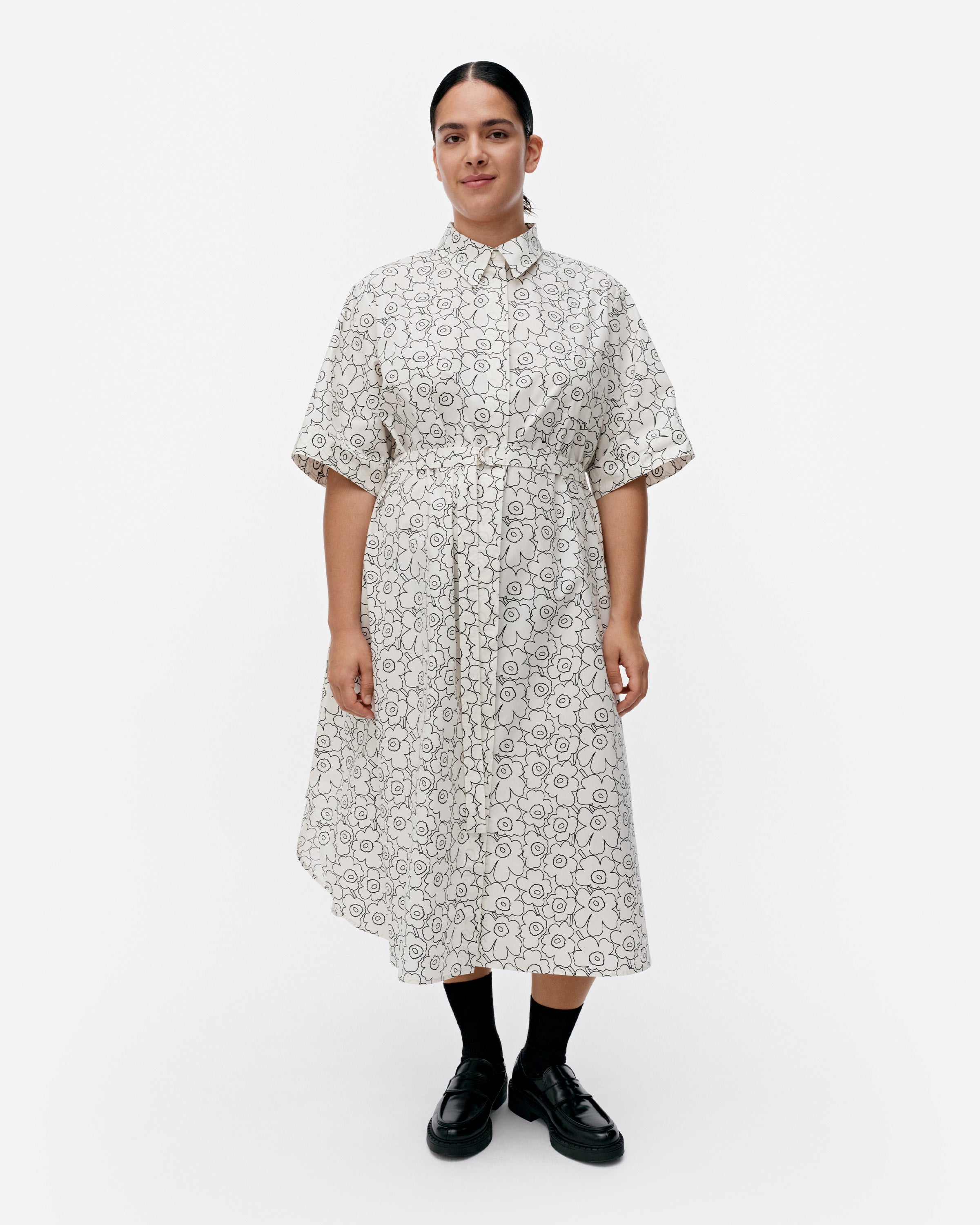 Popliini Outline Unikko Dress 120cm