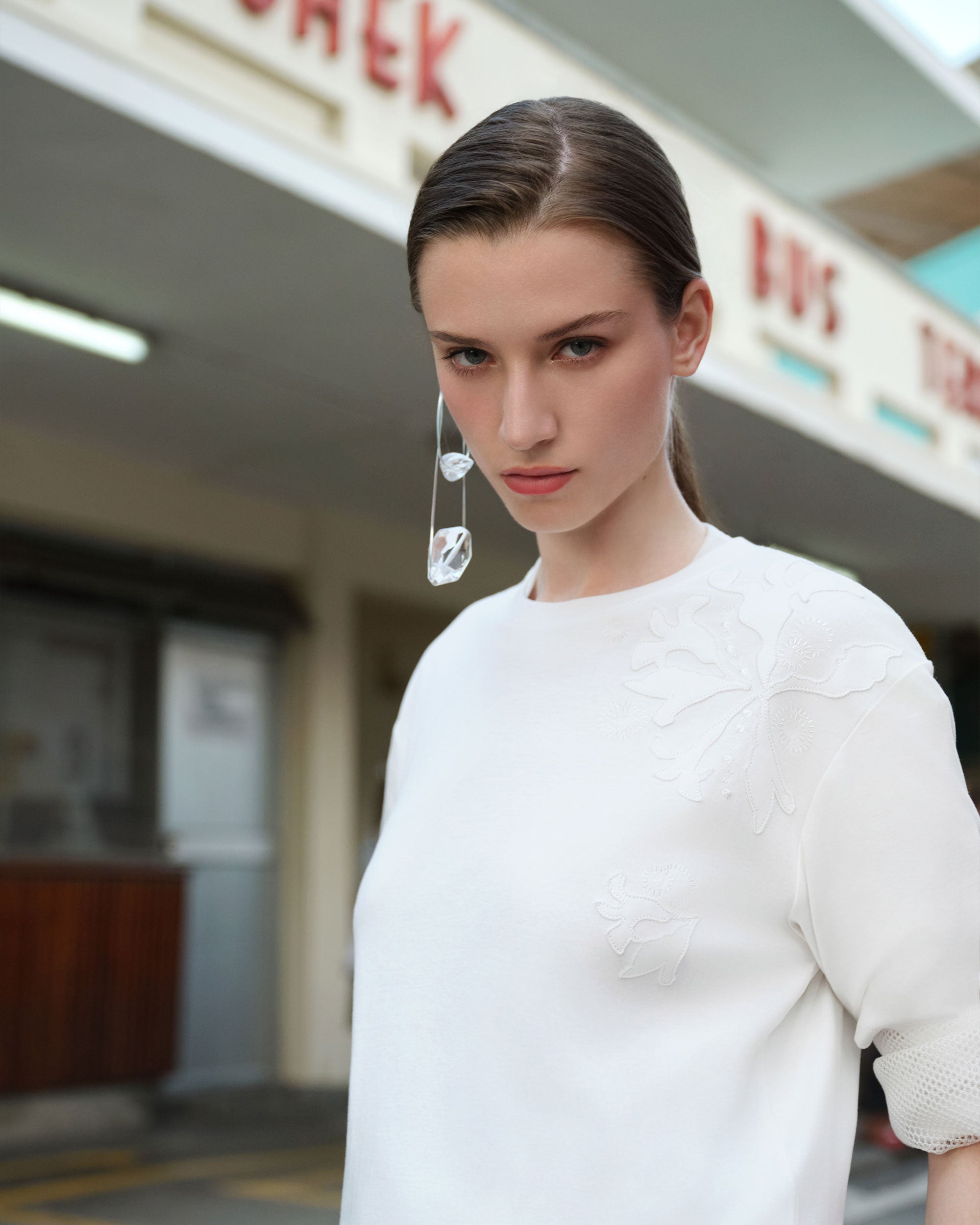 Allium Motif Embroidery Tee