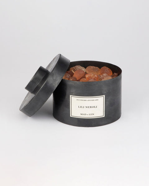 アロマグッズ MAD et LEN Black Block Pot \"LILI NEROLI\" 4550344259450_org.jpg