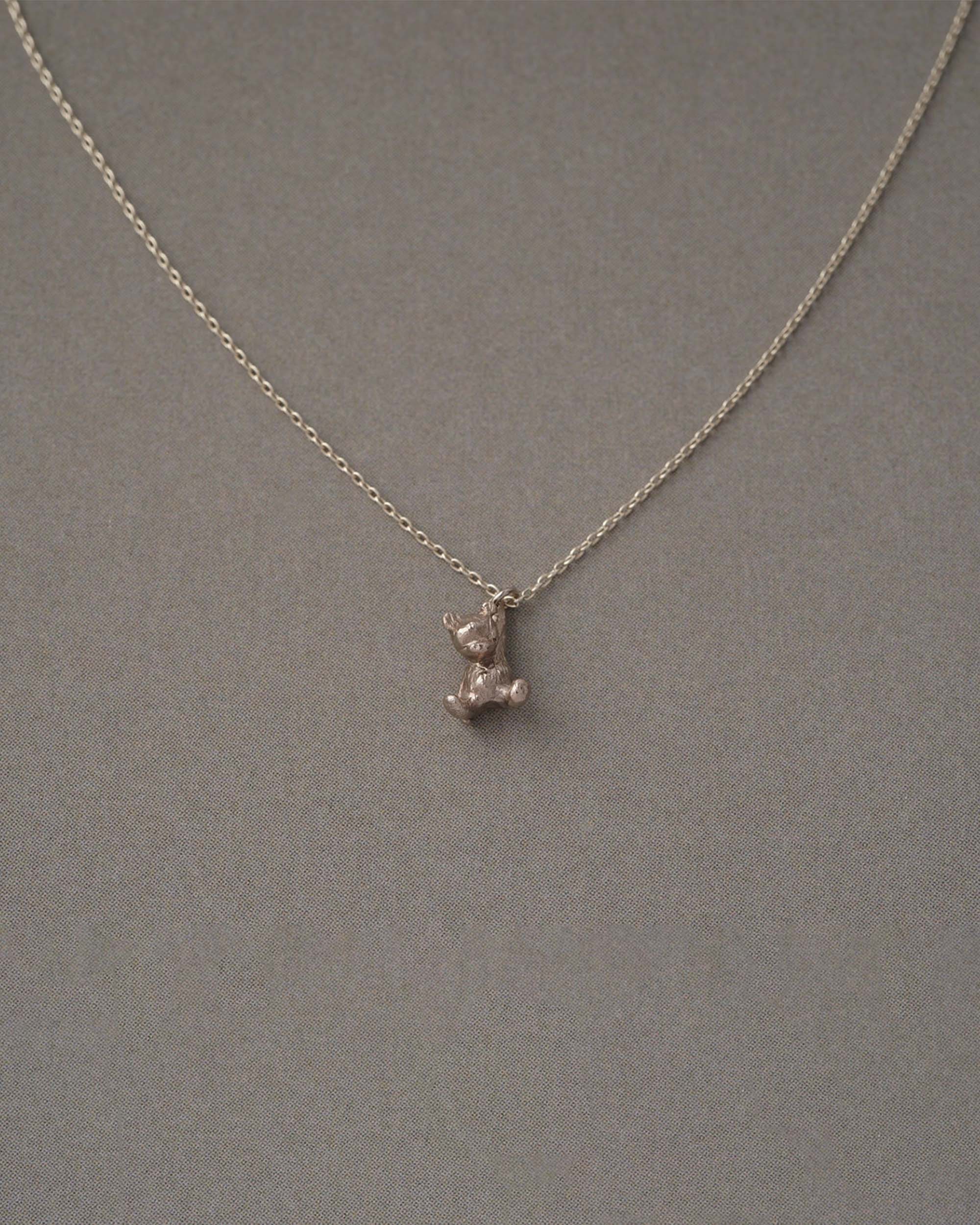 NOGUCHI 14K White Gold Bear Necklace