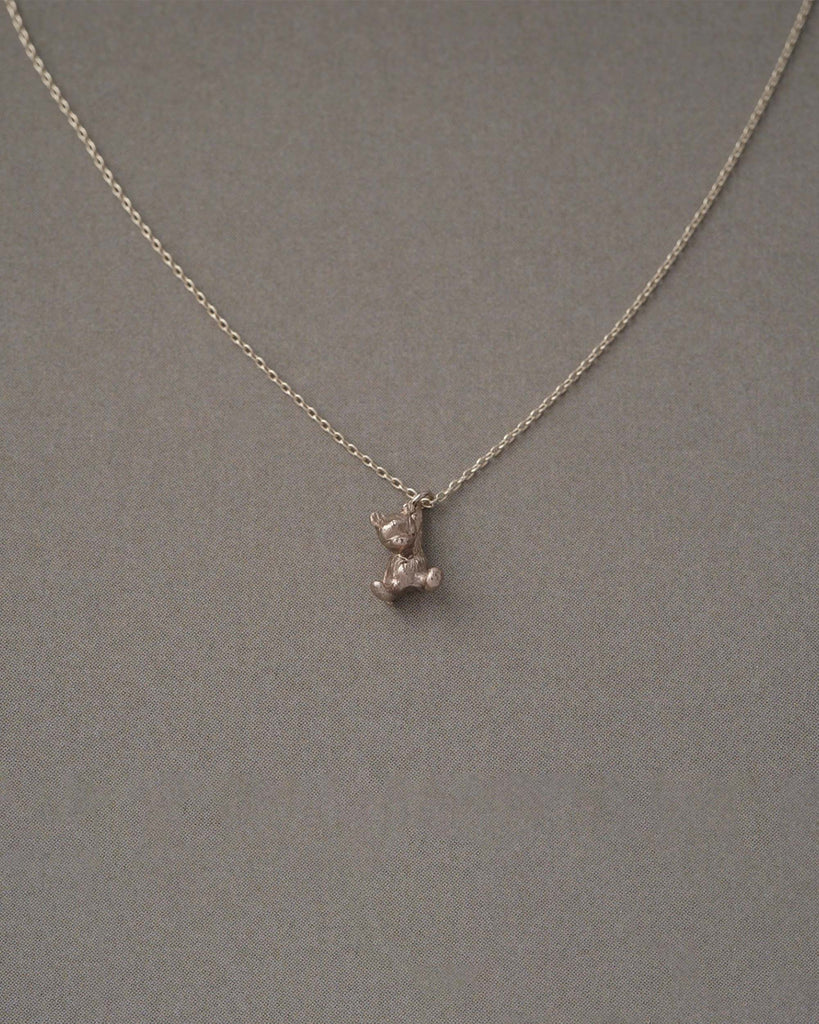 NOGUCHI 14K White Gold Bear Necklace