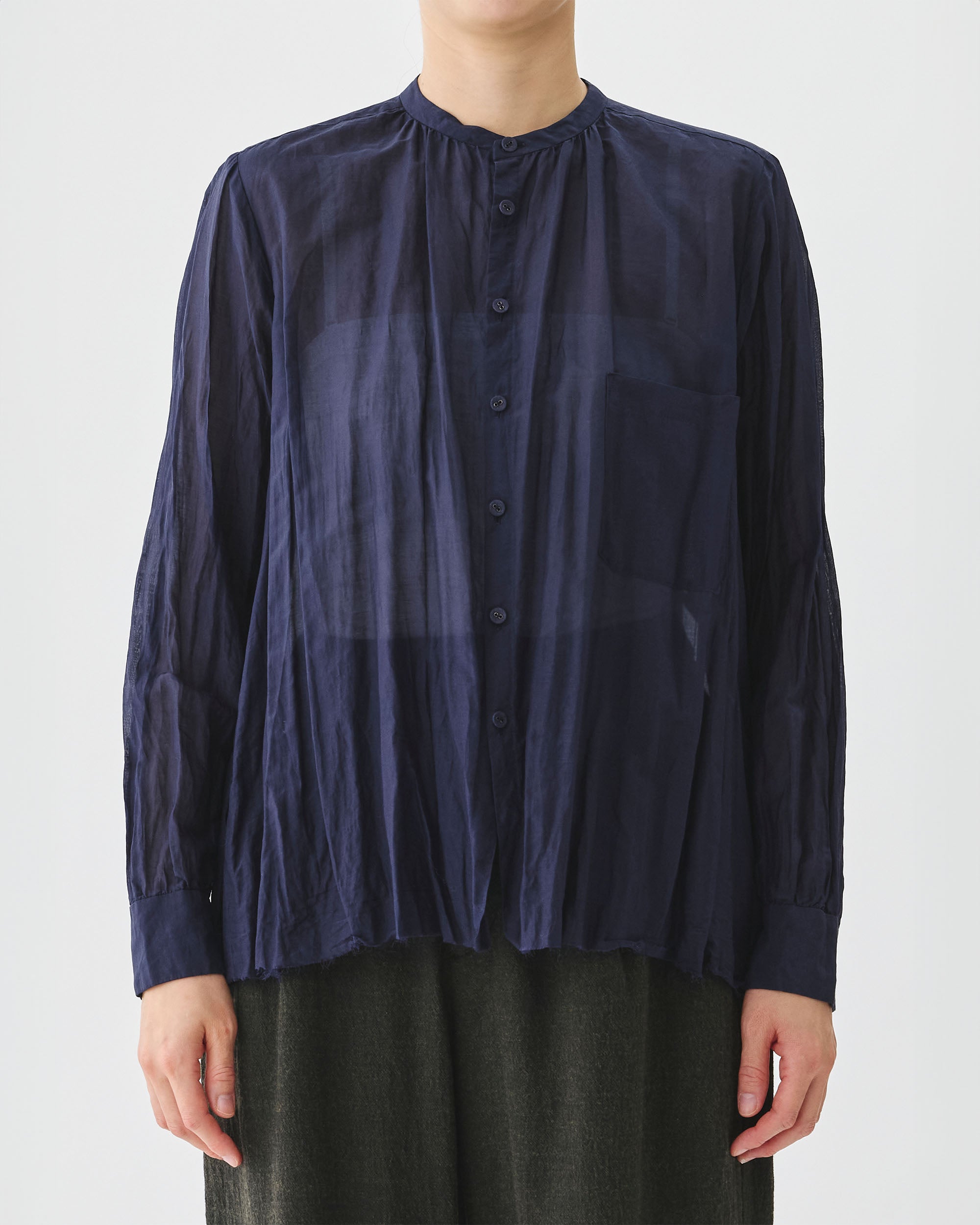 PAS DE CALAIS Botanical Dye Blouse With Front Pocket