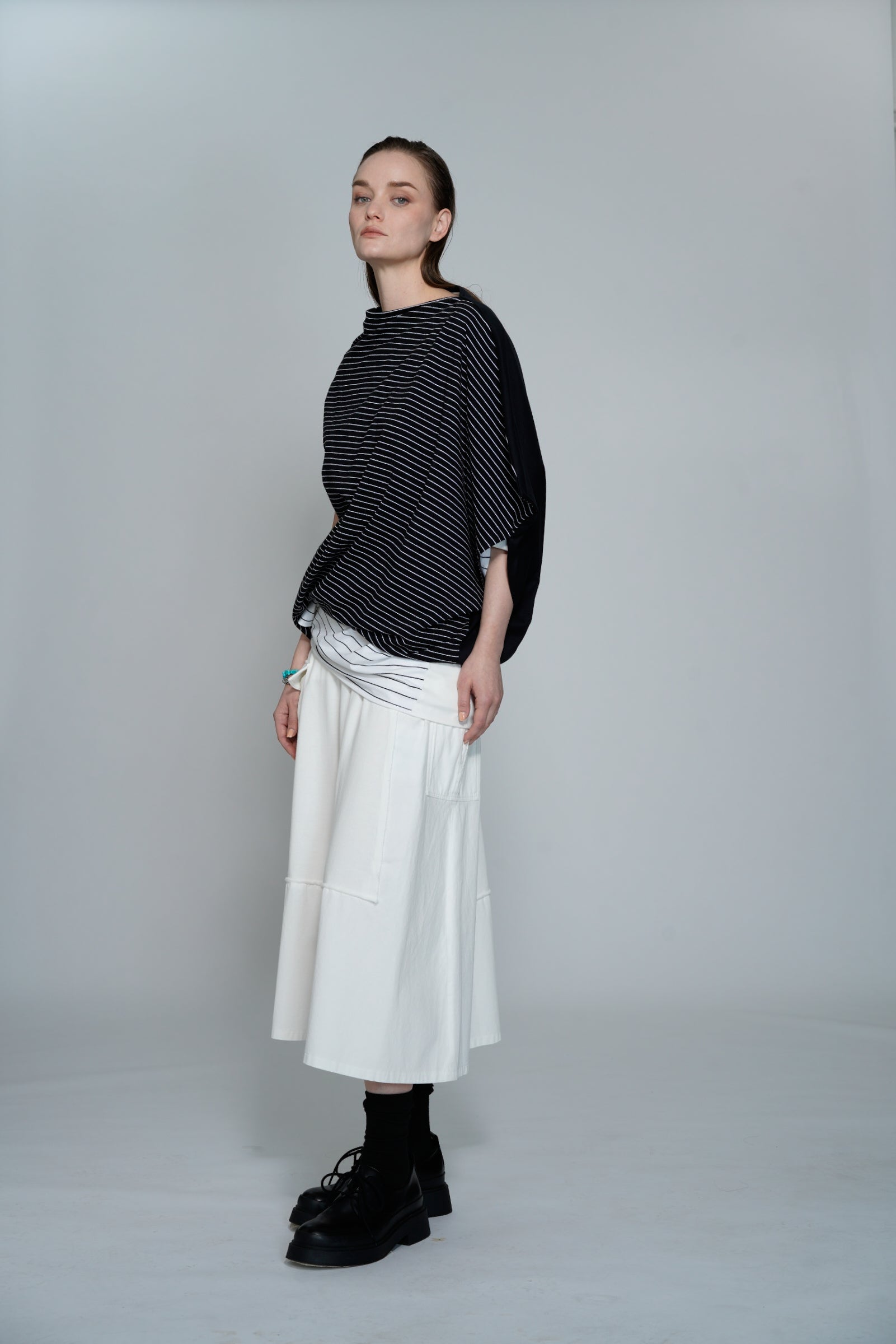 Box Cut Border Top